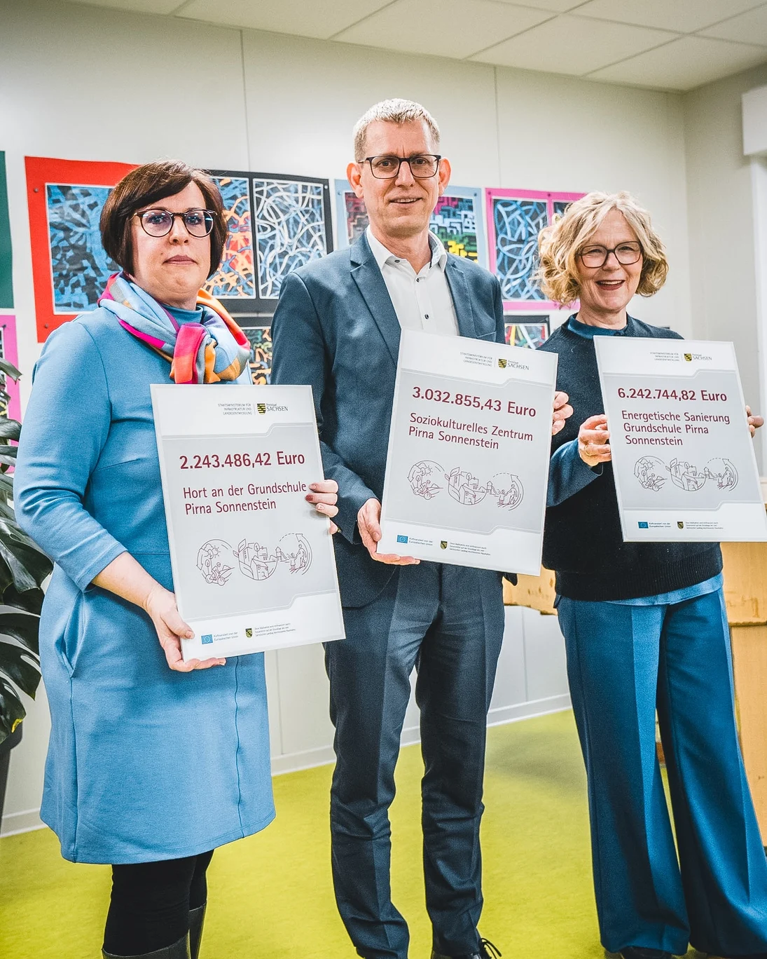 Übergabe von drei Fördermittelbescheide an die Stadt Pirna