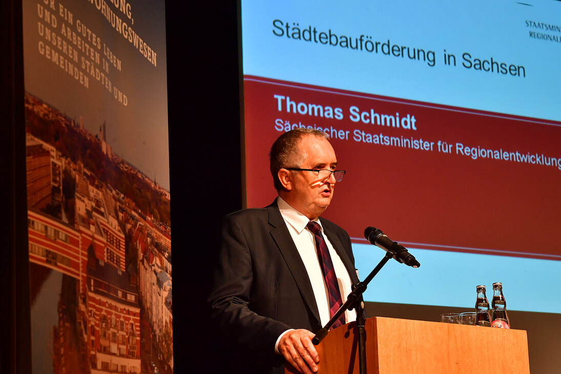 Staatsminister Thomas Schmidt am Rednerpult