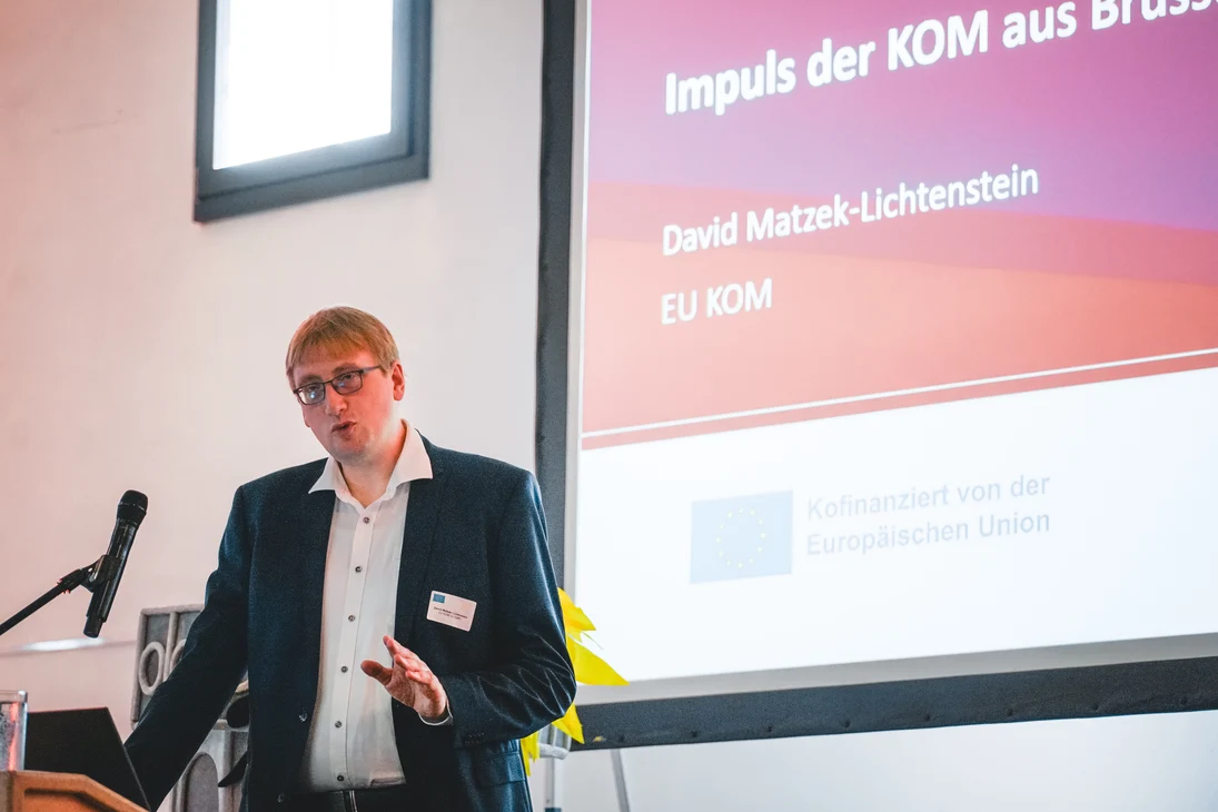 Vortrag von Herrn Matzek-Liechtenstein von der Europäischen Kommission